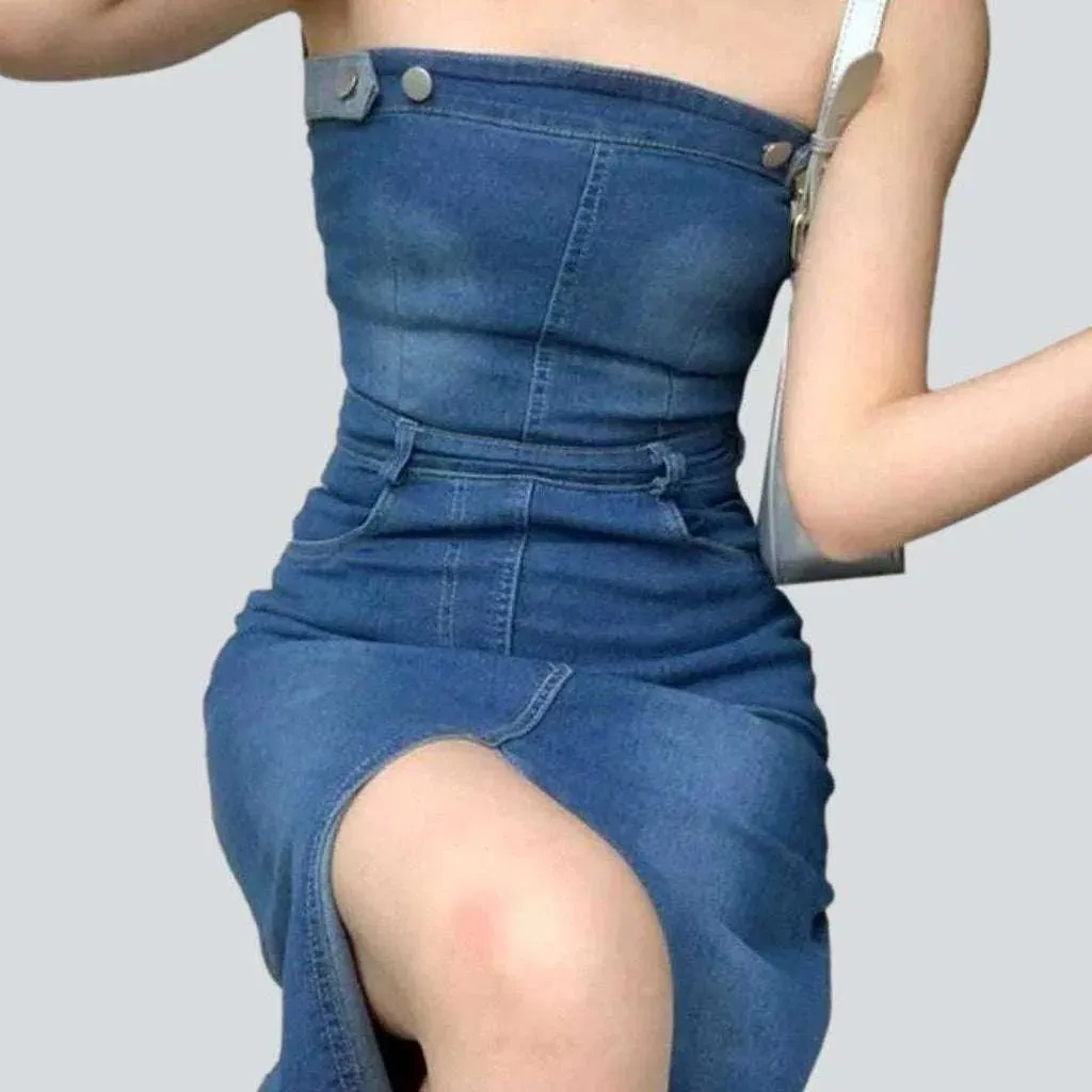 Classic medium jean dress